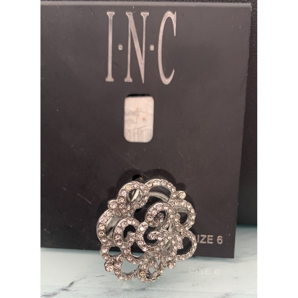 NWT INC Silver Tone & Clear Rhinestone Rose Flower Ring‎ Size 6